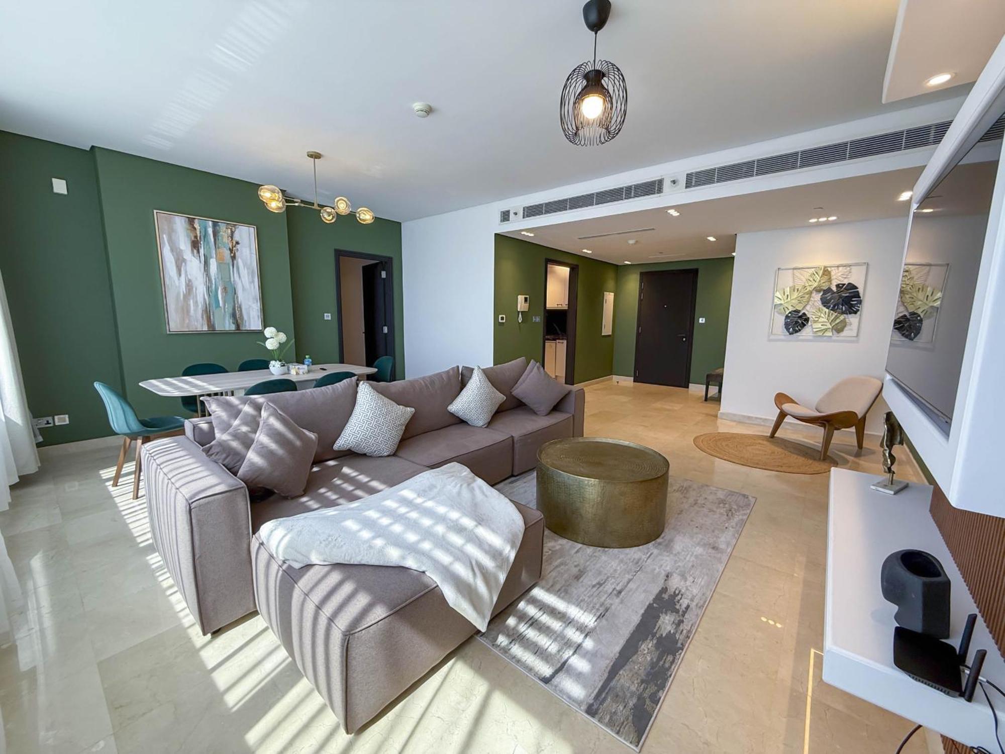 Spacious 1bhk Near Future Museum * Dubai