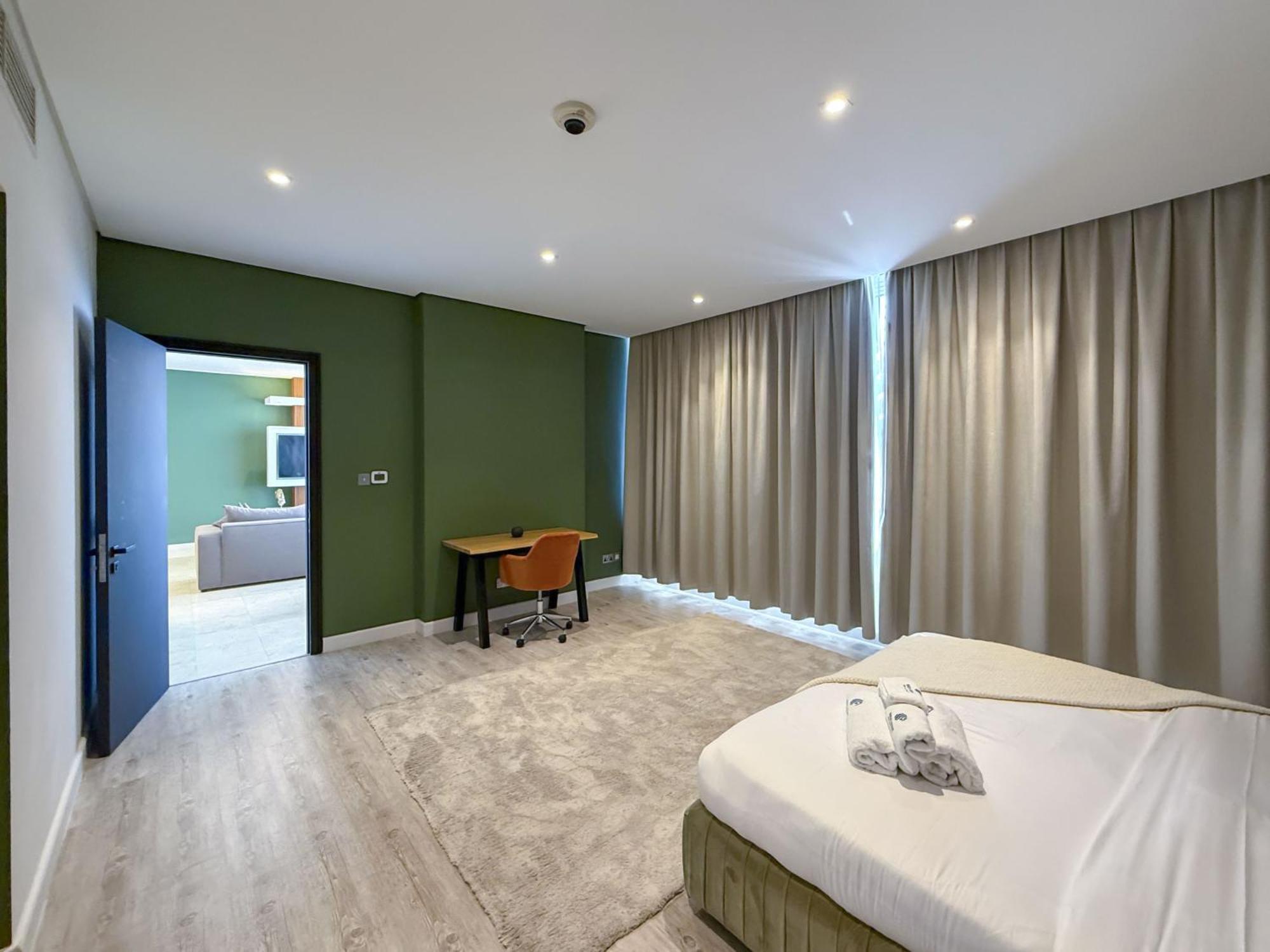 Spacious 1bhk Near Future Museum
