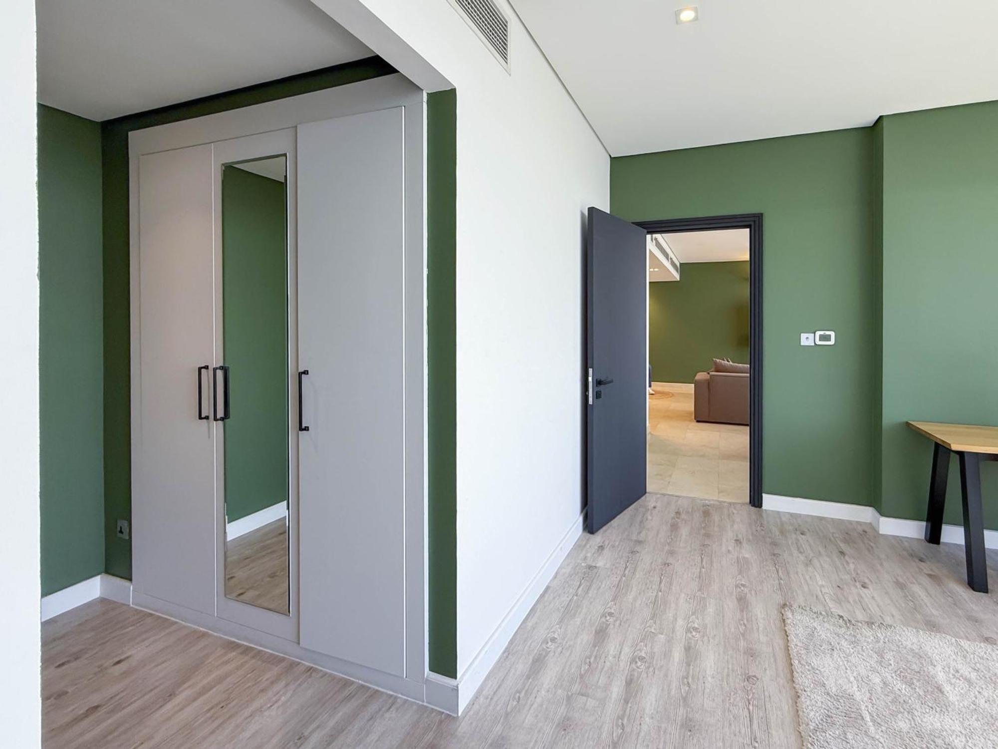 Spacious 1bhk Near Future Museum * Dubai